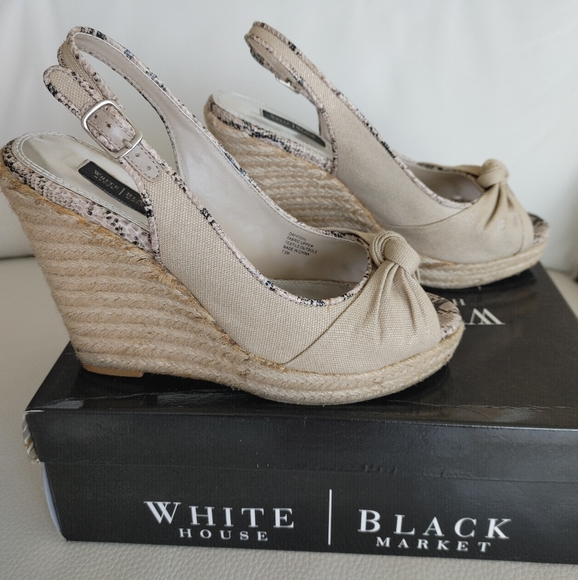 WHBM Daffodil Wedges - Beige with Snake Print Accents - Size 7.5 - Picture 5 of 7
